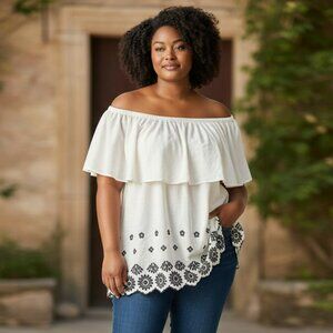 Old Navy  Small White Black Flower Embroidered Linen Blend Blouse Top Shirt